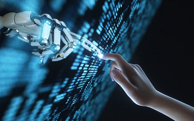 人工智能賦能新型工業(yè)化，國(guó)產(chǎn)軌交工控機(jī)發(fā)揮關(guān)鍵作用