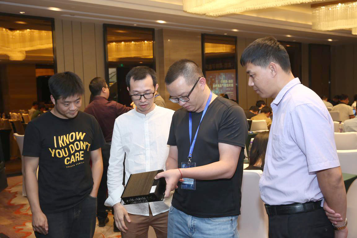 【重點(diǎn)】2019“高能”數(shù)字政務(wù)產(chǎn)品發(fā)布會(huì)